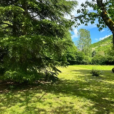 En Bordure D'aveyron 圣昂托南