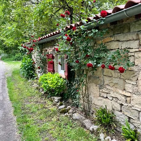En Bordure D'aveyron 圣昂托南