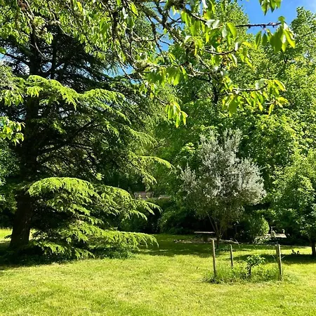 Bed and Breakfast En Bordure D'aveyron