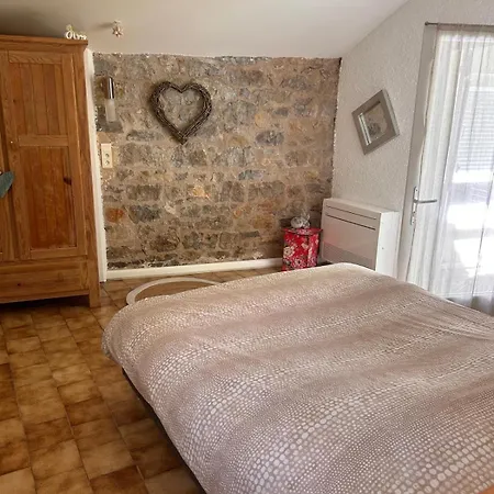 En Bordure D'aveyron B&B 생트 앙토낭